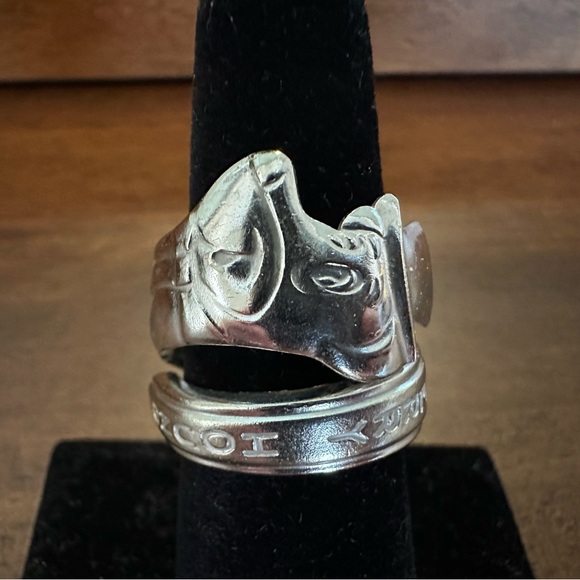 RARE Huckleberry Hound Spoon Ring - Picture 1 of 15